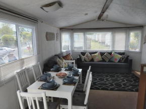 Comfortable Caravan in Snowlands Leisure Park, Par, Cornwall